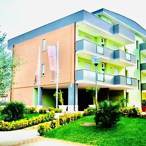 https://amelindo-fiumicino-airport-residence.it-romehotels.com