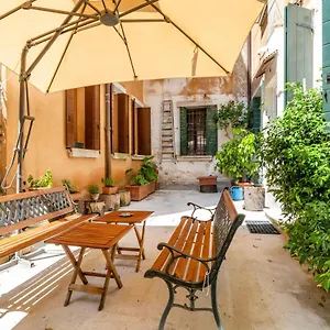 Apartment Queen House, Venedig