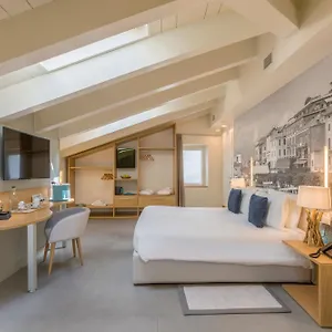 https://avenue-hotel.it-lombardy.com