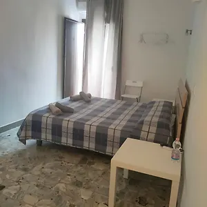 Bed & Breakfast Airport Bagno Privato In Katánie